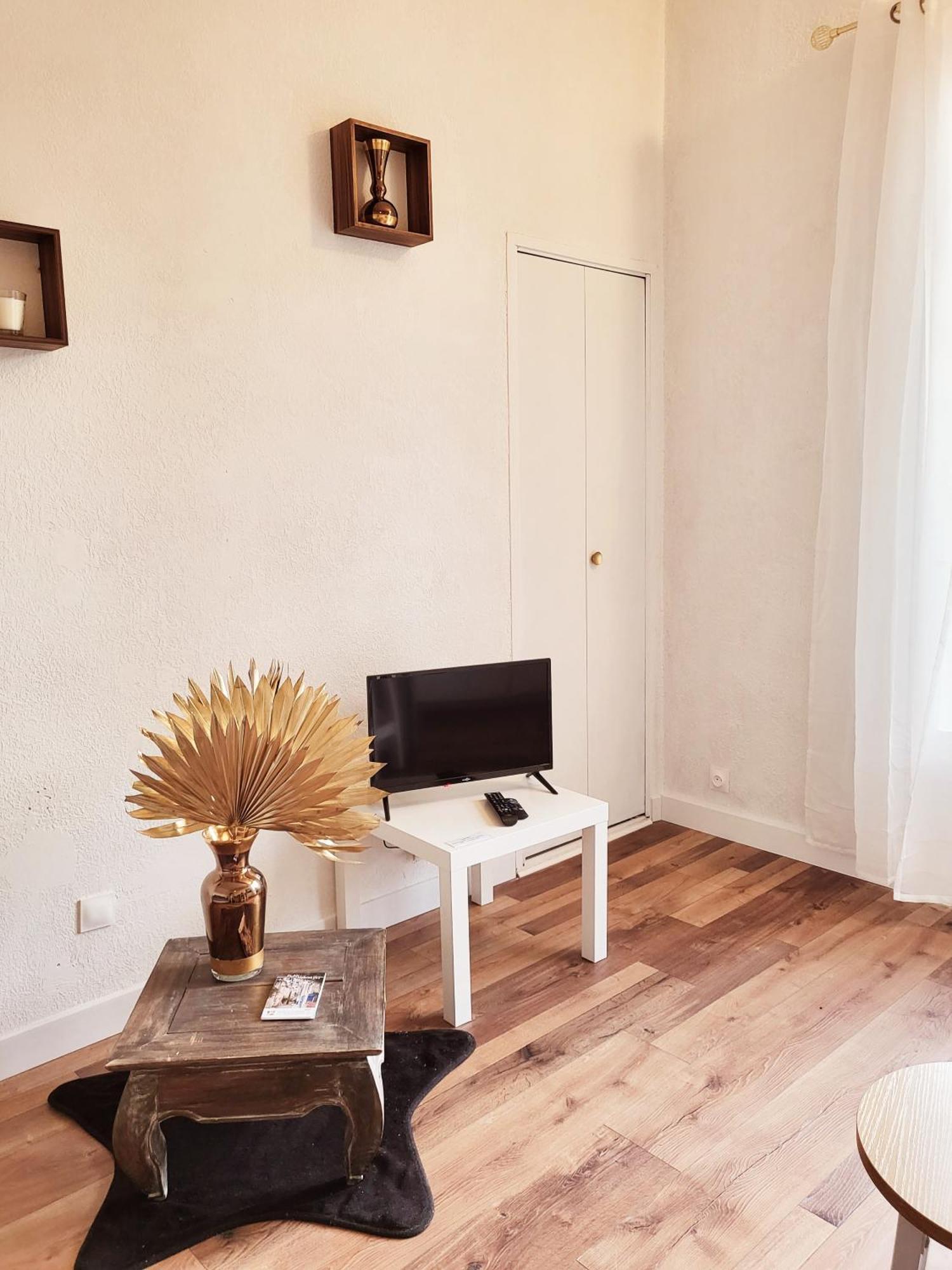 Appartement La Costabella A Hyeres-les-palmiers *